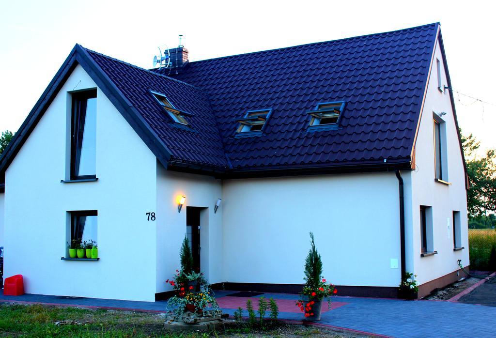Pokoje Goscinne U Kovi Legnica Exterior foto